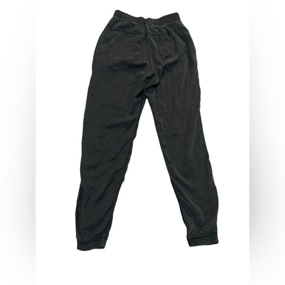 Lululemon Mat to Street Pants Jogger Lounge Activewear Running - Picture 11 of 14